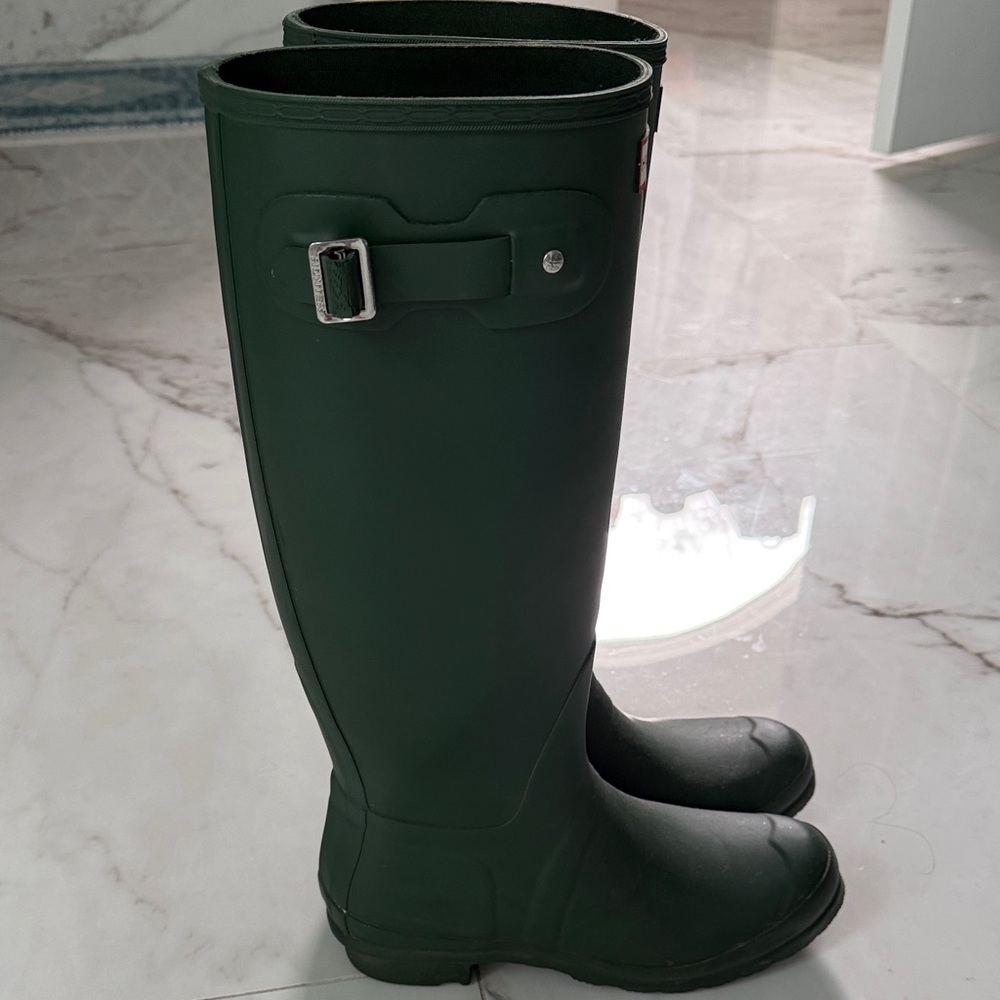 Hunter Dark Green Wellington Boots with Label Detail